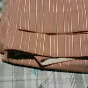 Pink and white women Jens